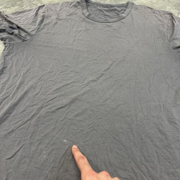 Lululemon T-Shirt Mens 2XL Gray Crew Neck Athletic Gym Workout Running - Picture 4 of 6
